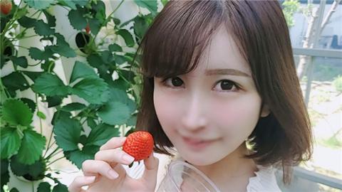 PPV2085638 [Uncensored] Strawberry hunting with a dignified young lady loved by her parents. Creampi